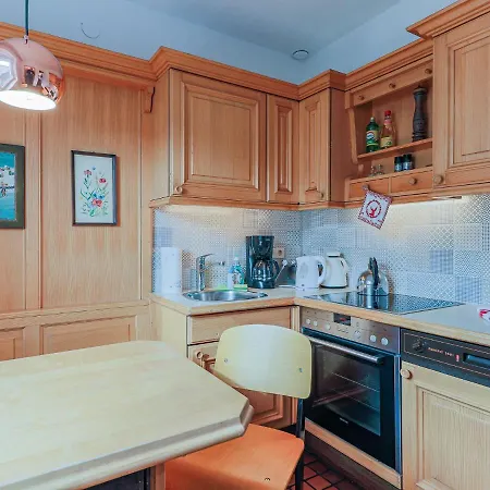 Cosy Holiday In With Balcony * Sankt Johann in Tirol